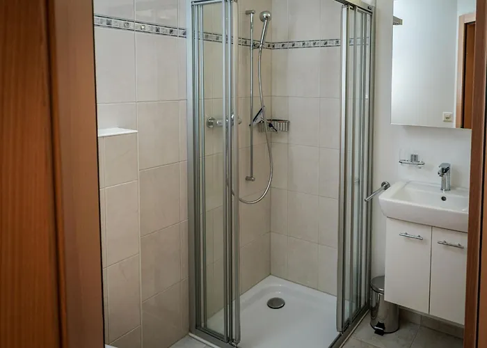 Davinci-2 By Interhome