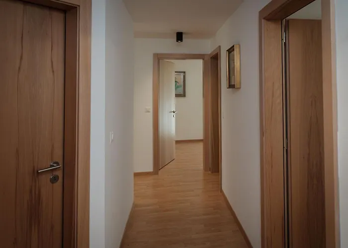 Davinci-2 By Interhome Apartment Täsch